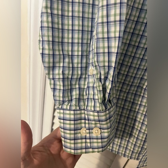 Men’s Izod Plaid Button Down Dress Shirt - Picture 5 of 11